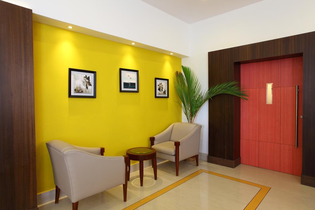 хотел luciya дворец trichur Thrissur Екстериор снимка